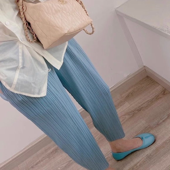 Blue Summer Ankle/Corpped Pant - Picture 6 of 9